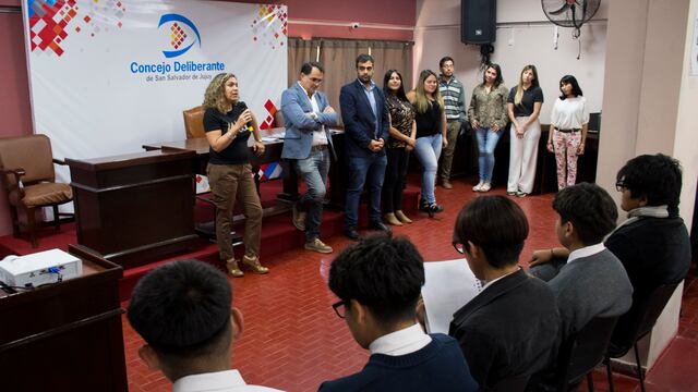 La titular de la Dirección municipal de Obras Particulares, Mariana Franco, explicó la importancia de los Códigos de Edificación y de Planeamiento Urbano vigentes en San Salvador de Jujuy.