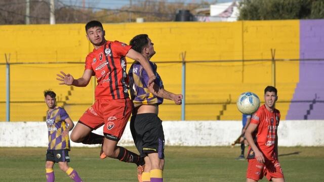 Sporting visita a Tiro Federal.