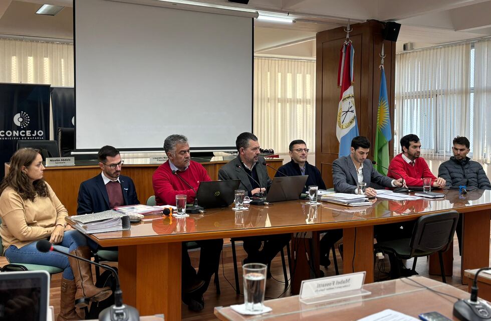 Funcionarios del Ejecutivo presentaron el Informe de gestión ante el Concejo Municipal