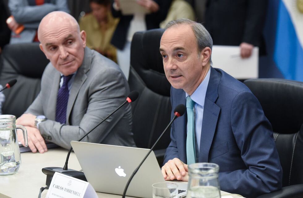 El Gobierno afirmó que para elevar el presupuesto universitario se deberán reasignar partidas “respetando el déficit cero”