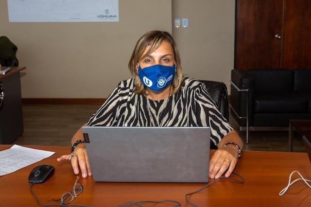 La obra vendrá a completar las tareas ya realizadas de apertura de calles y la red domiciliaria de agua y de cloacas, que lleva adelante el Municipio.