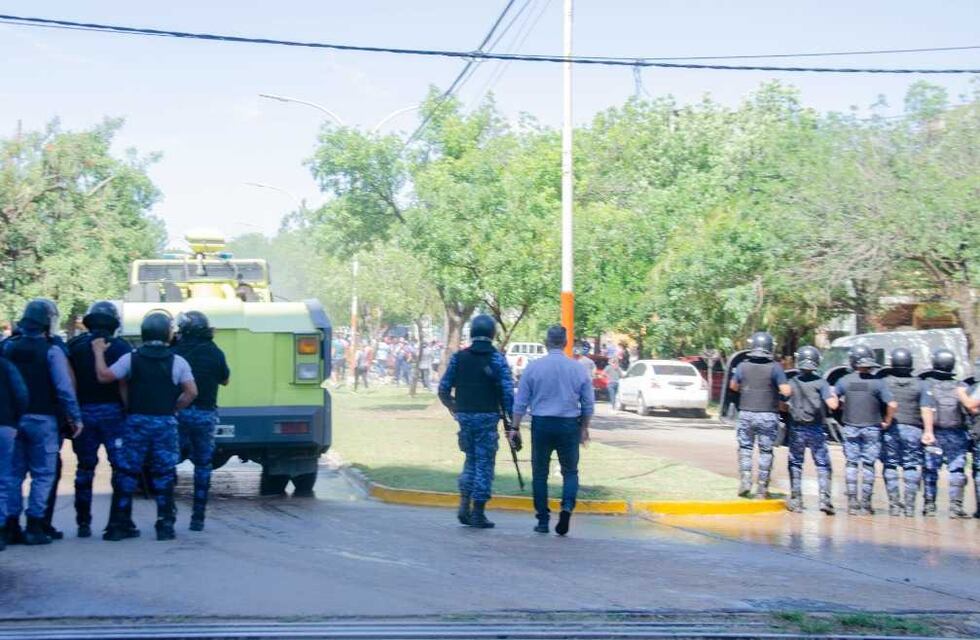 Incidentes en el centro de Resistencia durante la marcha “impuesto a la riqueza ya”