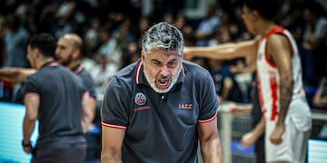 Lucas Victoriano, entrenador de un exitoso ciclo en Instituto. La comparación con el fútbol (Prensa IACC).