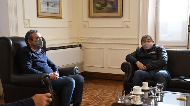 El secretario general del sindicato, Marcelo Andrada, estimó que hay 1.400 trabajadores que requieren inoculación en la ciudad.