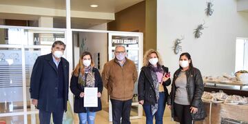 El senador Rodas donó su dieta de $840.000 a Garrahan Chaco