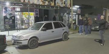 El auto fue hallado en Castelar.