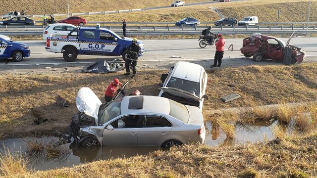 Siniestro vial fatal en Circunvalación con dos víctimas. (Javier Ferreyra)