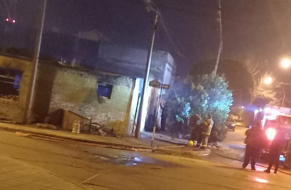 Punta Alta: realizan colecta para una familia que perdió todo en el incendio de su vivienda