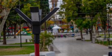 La comuna de Las Heras ya aplica una tarifa social en por el alumbrado público a quienes también tienen el consumo del servicio en su hogar subsidiado. Gentileza MLH