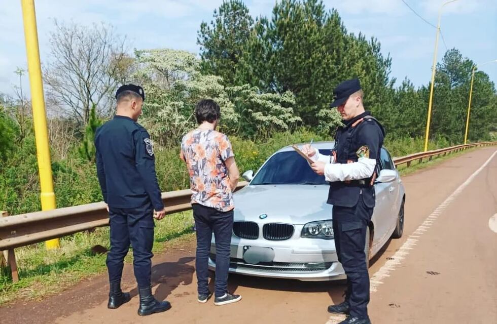 Zona Centro misionera: recuperan dos automóviles robados en Buenos Aires
