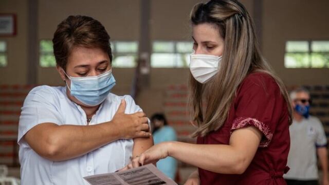 Se aplicaron 10.200 segundas dosis de Sputnik V en menos de dos días.