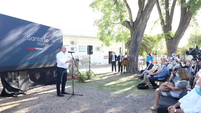 Perotti en la presentación de las ampliaciones del Hospital de Sunchales