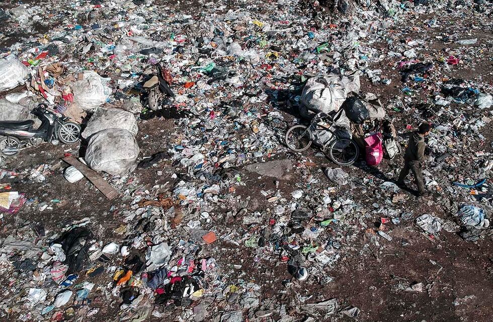 Encontraron un cuerpo calcinado en un basural de Corrientes: hay detenidos