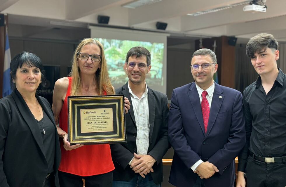 Emocionante homenaje a Elsa Dellasanta en el Concejo Municipal