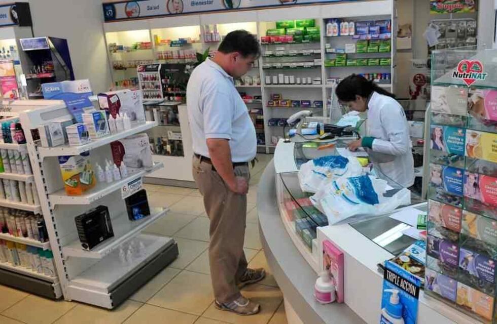 Las farmacias salteñas están en crisis por la falta de pago de las obras sociales