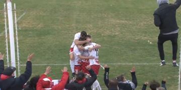 Huracán eliminó a Sporting en Punta Alta.