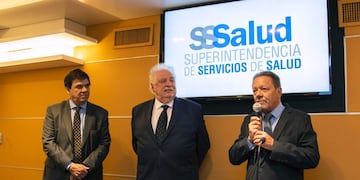Eugenio Zanarini (d), superintendente de Servicios de Salud, fue hallado muerto en su casa este martes 4 de mayo de 2021.