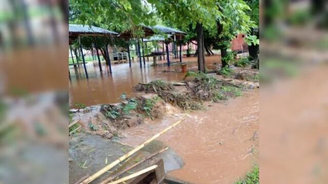 Calles anegadas e inundaciones, las inclemencias del tiempo hicieron estragos en Misiones.