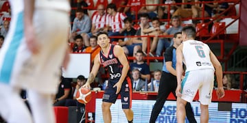 Leandro Vildoza, en acción para la victoria de Instituto sobre Gimnasia en el Sandrín (Leandro Gómez / Prensa Instituto).