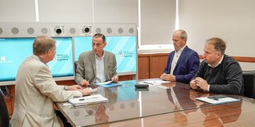 "La transformación en autopista de la Ruta Nacional 34, en Jujuy, es la expresión de la visión federal que tiene la gestión que llevan adelante el presidente Alberto Fernández y el ministro Gabriel Katopodis", dijo Arrieta.