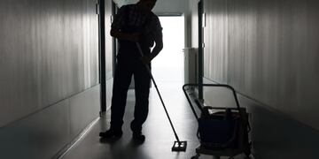 Los encargados de edificios acordaron un aumento de 45% en los sueldos de febrero.