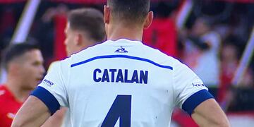 La mala fortuna de Matías Catalán, segundo gol en contra con la camiseta de Talleres (Captura de pantalla),