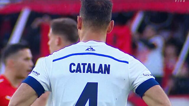La mala fortuna de Matías Catalán, segundo gol en contra con la camiseta de Talleres (Captura de pantalla),