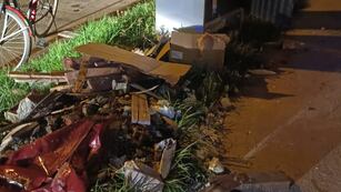 Destrozó una heladera que no funcionaba