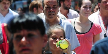 Consumo de bebidas energizantes (Imagen ilustrativa)