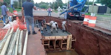 Comenzaron las obras de saneamiento del arroyo Las Dolores de Posadas
