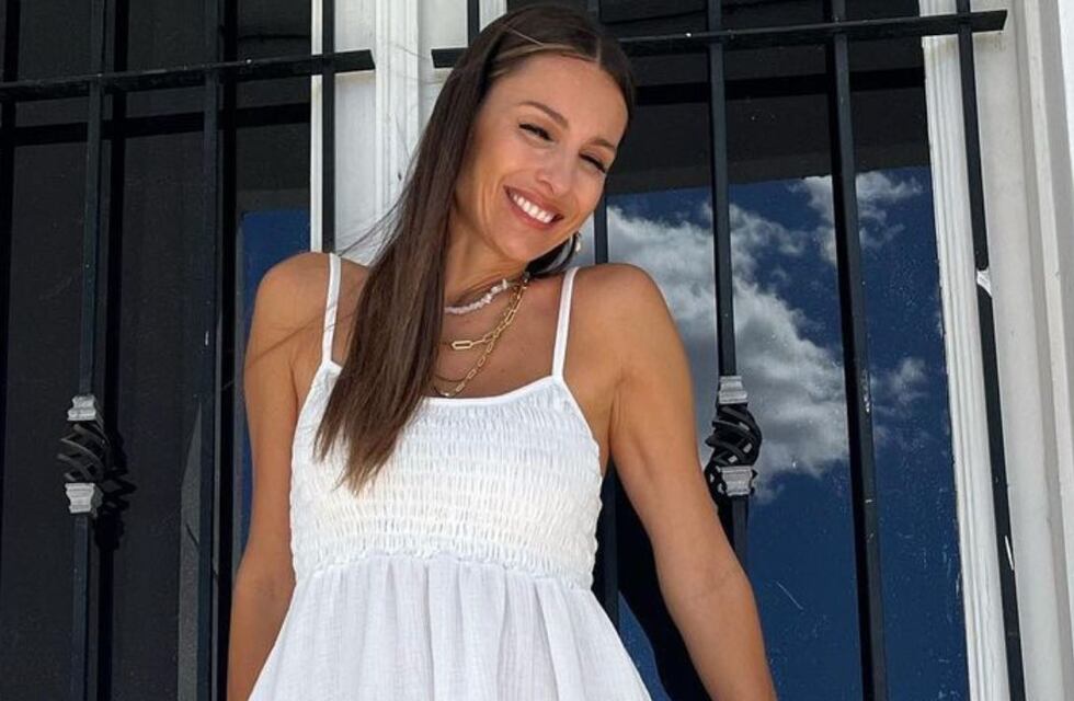El look de Diosa Griega de Pampita en “El Hotel de los Famosos”