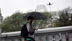 Llueve en la ciudad de Córdoba. (Pedro Castillo / La Voz)