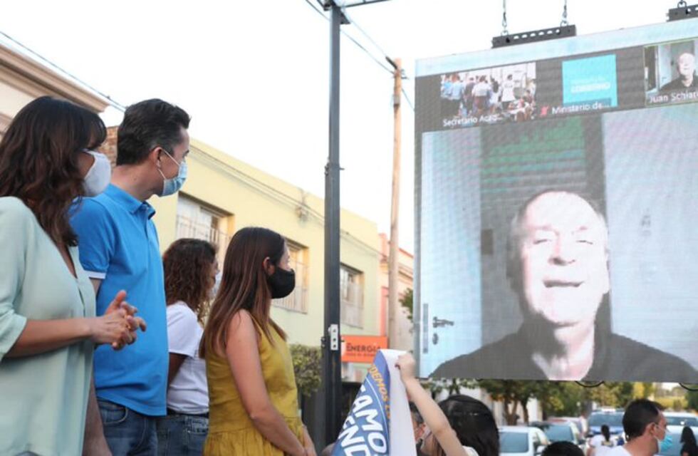 Juan Schiaretti felicitó a la candidata del PJ por el triunfo en Despeñaderos