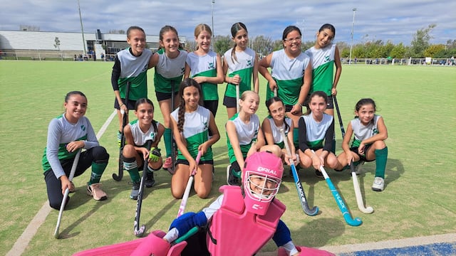 Hockey femenino Deportivo y Cultural Arroyito