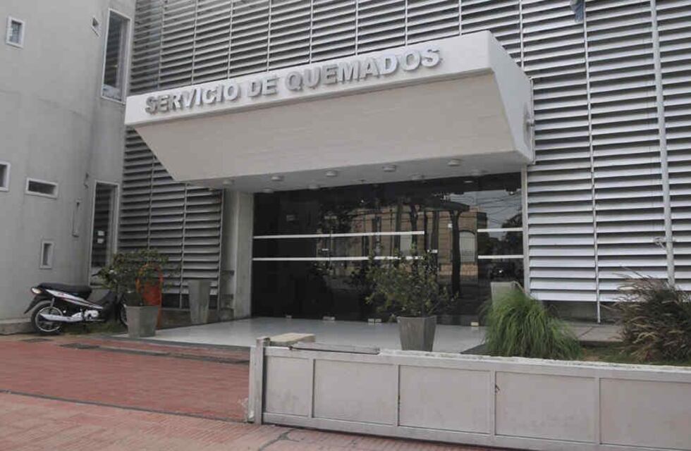 Nuevo intento de femicidio en Córdoba: su expareja la roció con alcohol y la prendió fuego