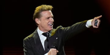 Luis Miguel cerrará su gira internacional de 2024 en el Campo Argentino de Polo