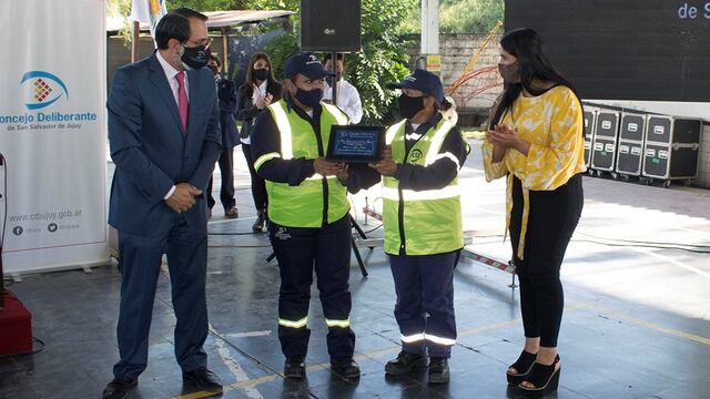 Trabajadoras municipales recibieron un reconocimiento del Concejo Deliberante capitalino.