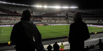 El regreso de los hinchas para ver a la selección argentina. (Federico López Claro)