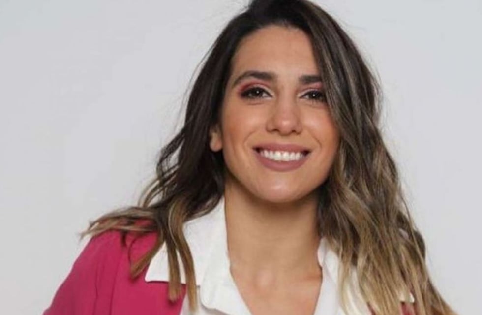 Cinthia Fernández posó para la cámara con un conjunto único que promete ser tendencia este verano