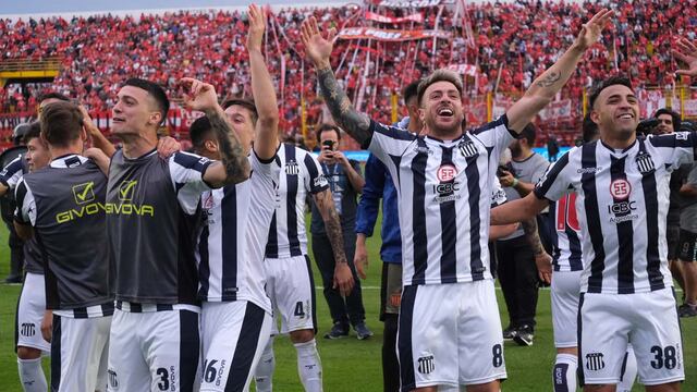 Julio Buffarini acertó, y Talleres es semifinalista de la Copa Argentina (Telam).