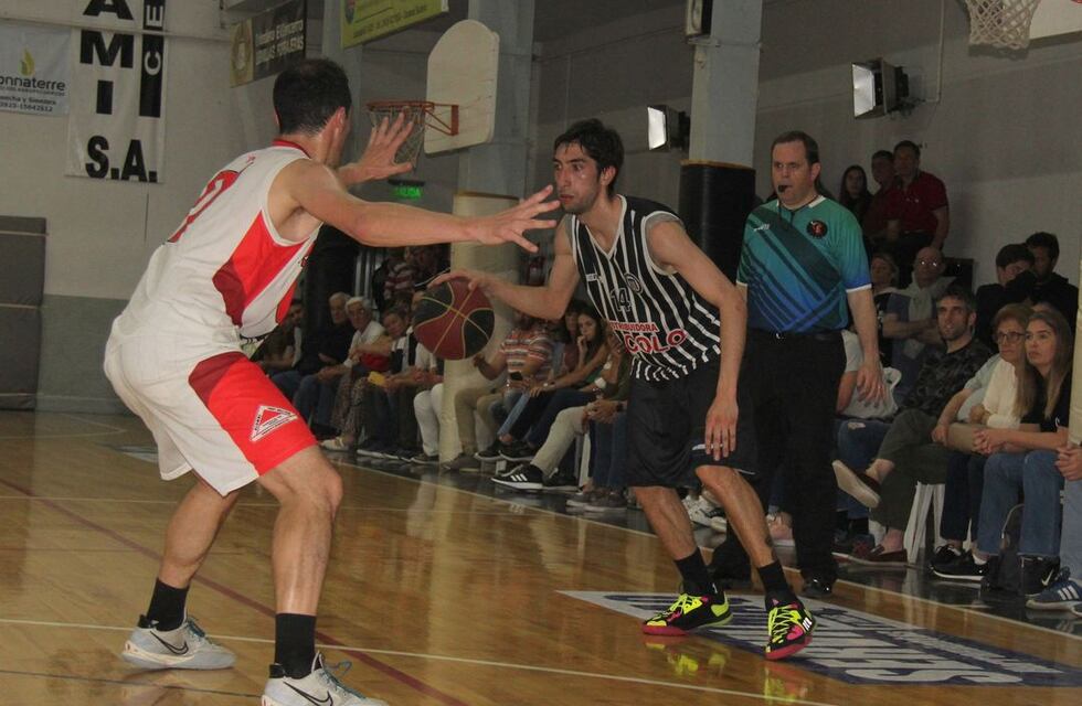 Torneo Oficial de Básquet de Tres Arroyos: Blanco y Negro es finalista