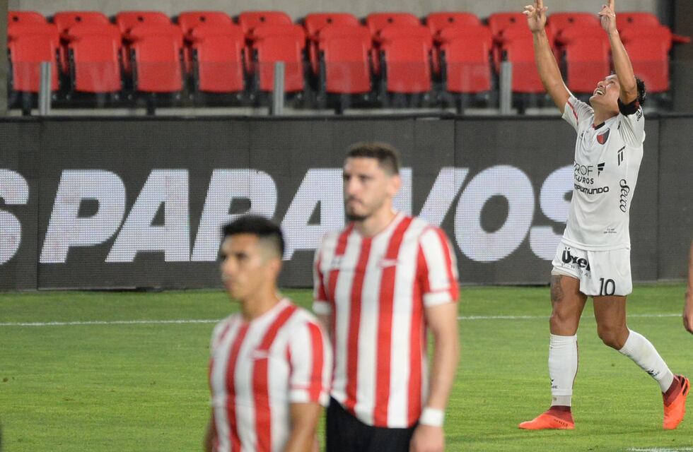 El conmovedor gesto del Pulga Rodríguez para una hincha de Colón