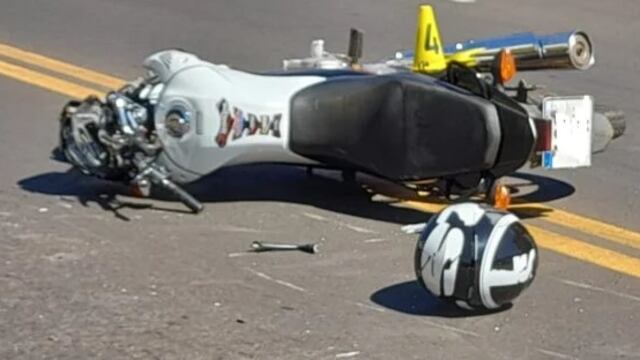 Posadas: motociclista falleció tras chocar contra un colectivo.