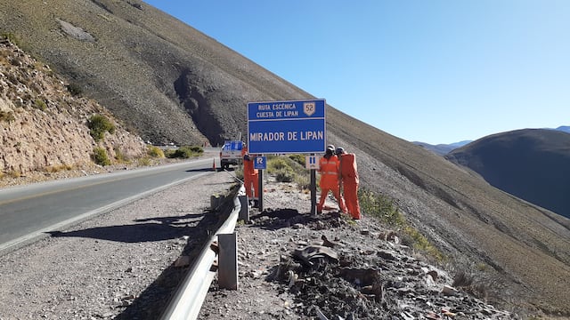 Vialidad Nacional instaló en la provincia de Jujuy carteles alusivos a “La Ruta Natural”, en un tramo de la Ruta Escénica Cuesta de Lipán.