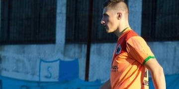 El joven defensor sufrió una descompensación.