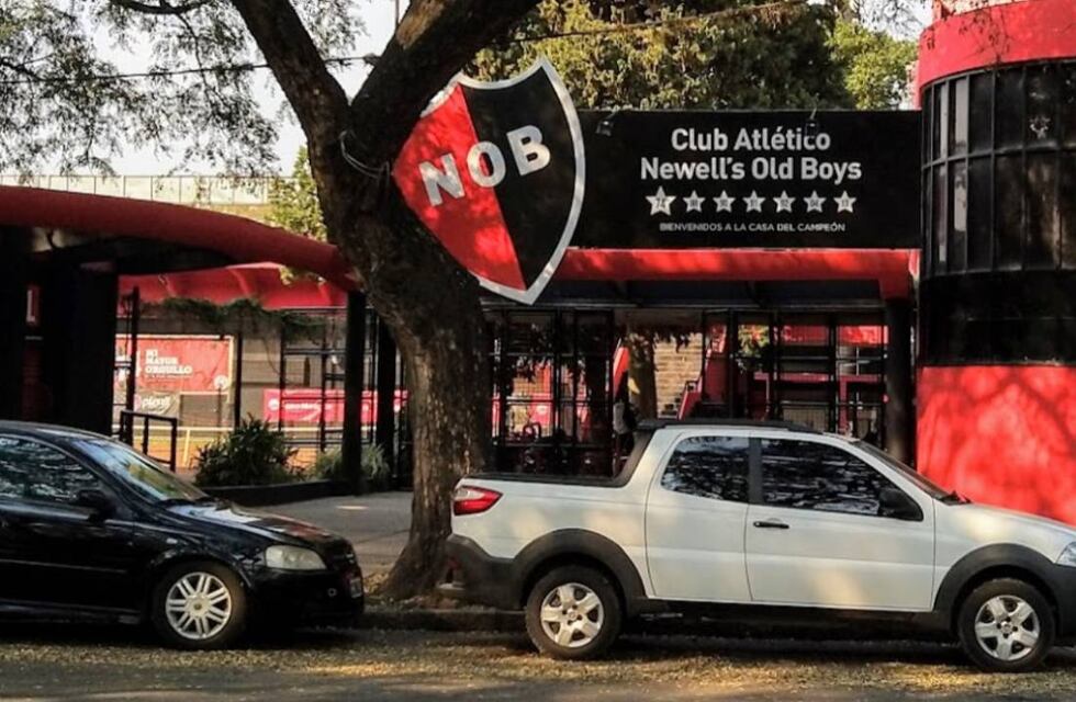 Mensaje para “Los Monos”: lo llevaron a la cancha de Newell’s y lo balearon