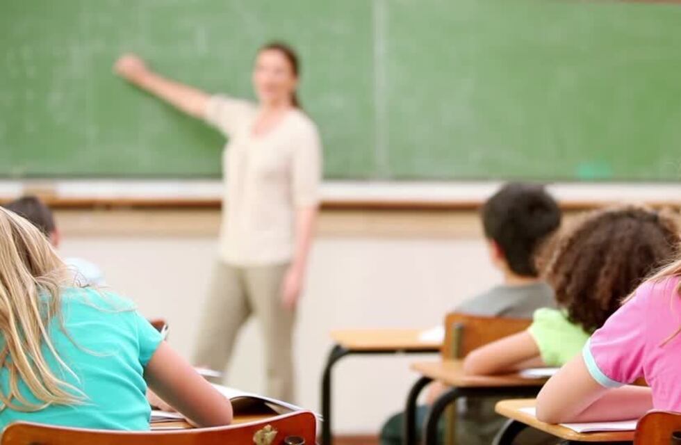 Se enfrentó a la pobreza y precarización laboral: luchó 9 años por ser maestra titular