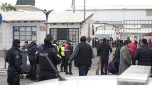 Amenaza de Bomba en la Municipalidad de Las Heras: evacuaron al personal. Foto: Prensa LH