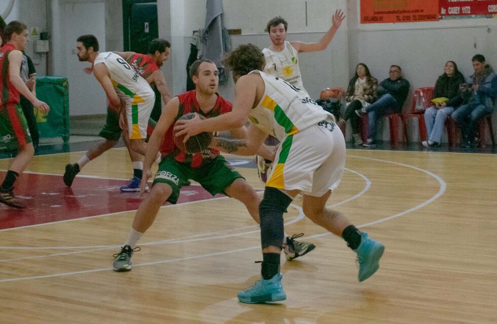 Torneo Oficial de Básquet de Tres Arroyos: noche perfecta para los visitantes