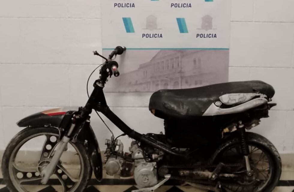 Aprehenden a un menor de edad en Tres Arroyos por circular en una moto robada